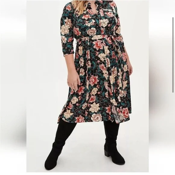 Torrid Floral Challis Shirtdress - Picture 2 of 11